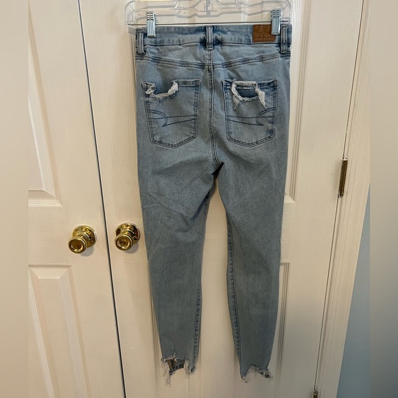 American Eagle Womens 4 Regular Next Level Stretch Blue Cotton Ripped Jeans - Picture 2 of 4
